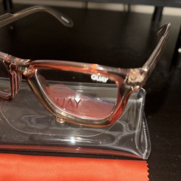 Blue light quay glasses - Picture 2 of 3